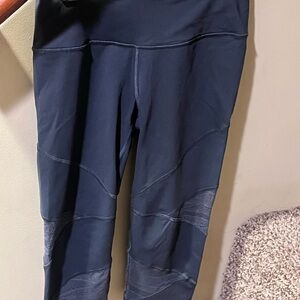 Victoria sport Women's charcoal, gray Capris